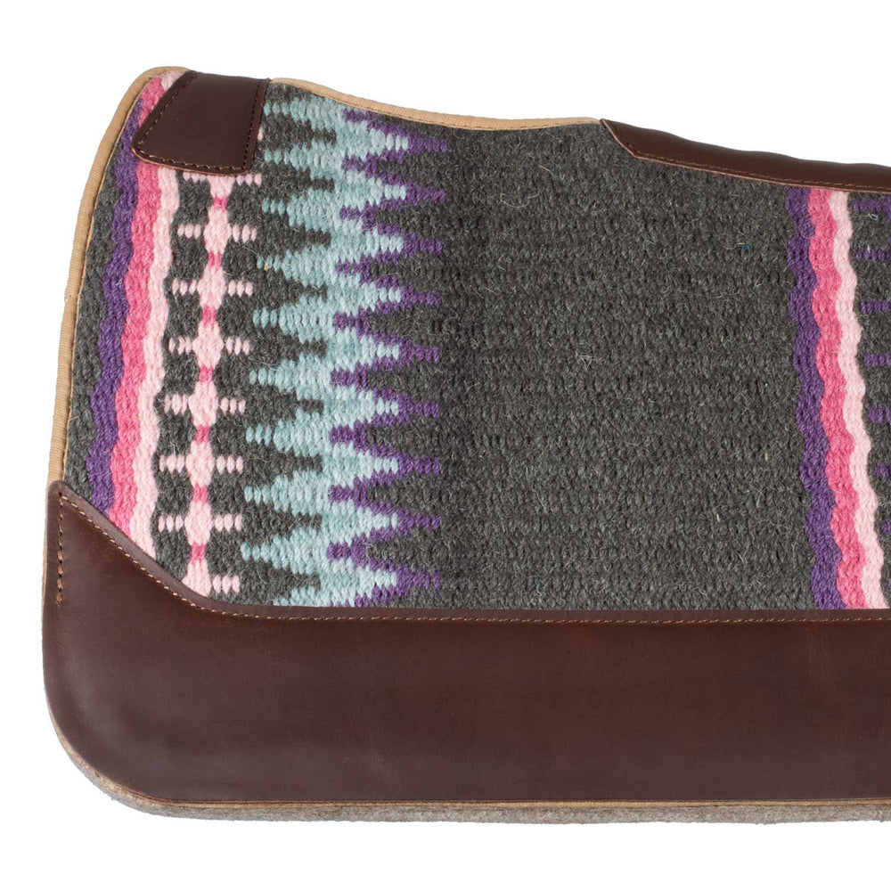 Pool's contoured western saddle pad